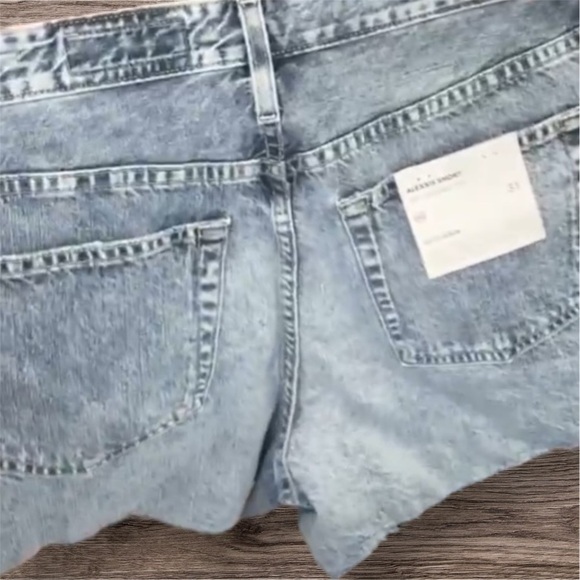 🆕 AG Adriano Goldschmied Alexxis Vintage High-Rise Wedgie Shorts Size 31 - Picture 8 of 9